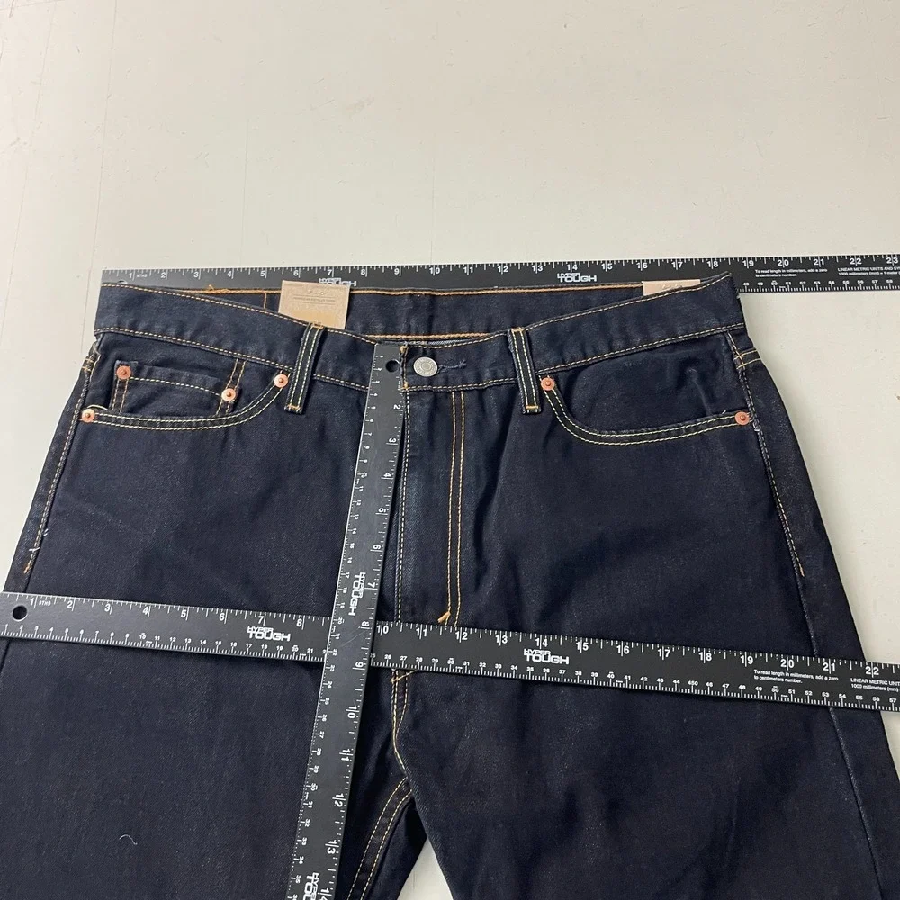 Levis levis 513